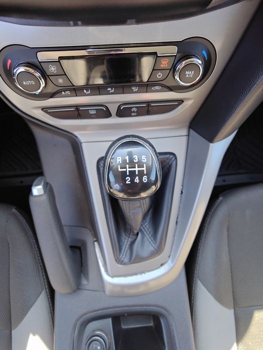 Ford focus 1.0i 125кс