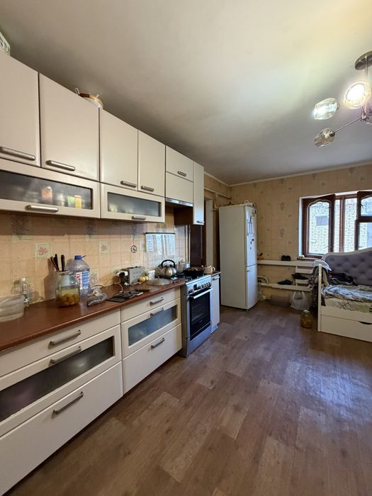 Продается дом с баней, гаражом.