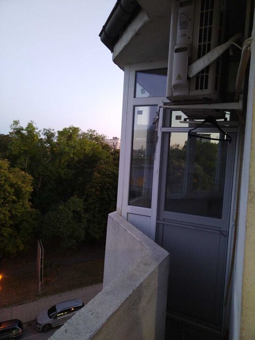 Дава се под наем Двустаен апартамент в Шумен, Център - 64 кв.м за 306 € - Снимка #5