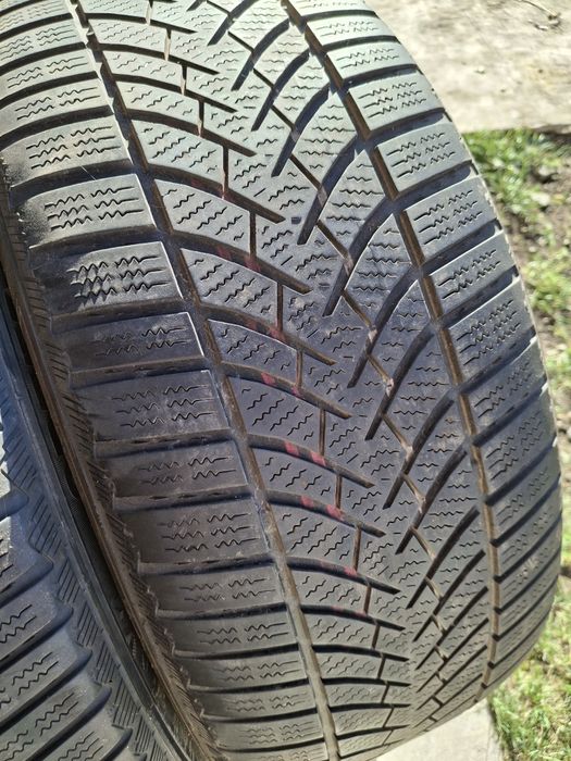 2 Anvelope  de iarnă 225 50 r17 Semperit