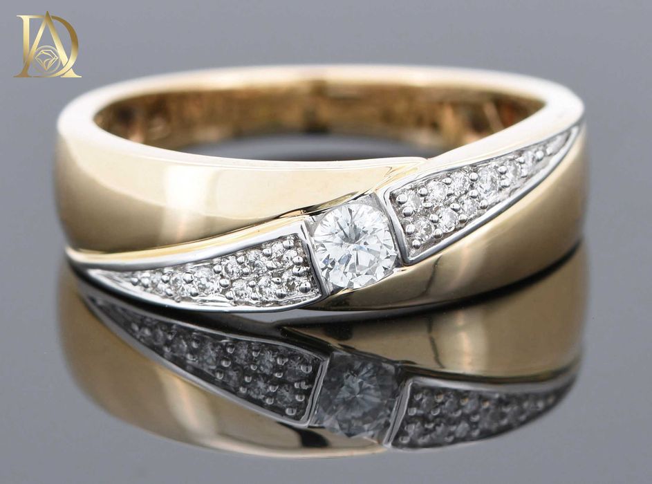 Нов Златен Пръстен с 0.25кт Естествени Брилянти