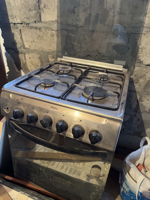 Газ плита Занусси
