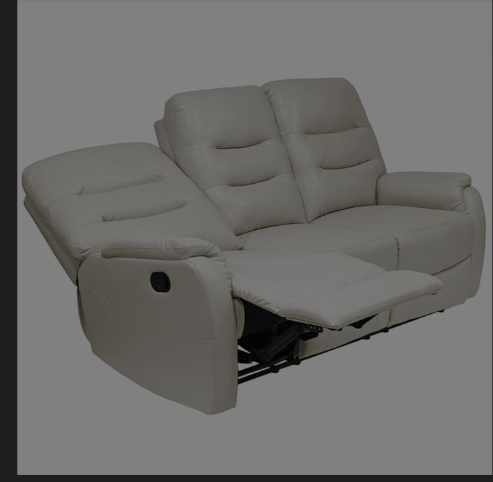 Vând canapea in perfecta stare ,