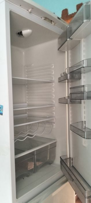 Продаём холодильник марка ATLANT 30,000