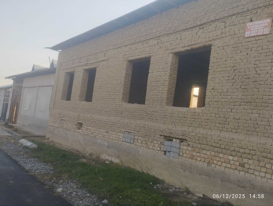 Яангиол тумани Коштепа махаласи 15 сотихли Уи сотилади