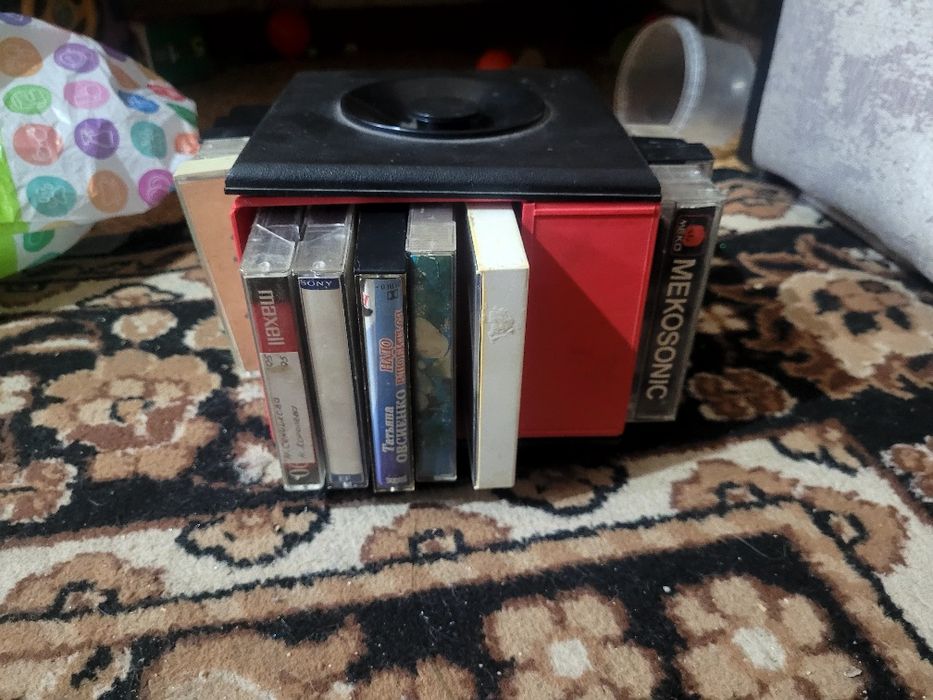 Продам касеты аудио