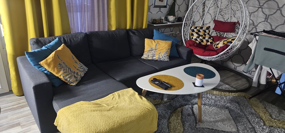 Разпъващ диван сив