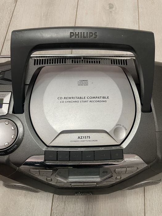 Музыкальный центр  boom box philips microlab буфер