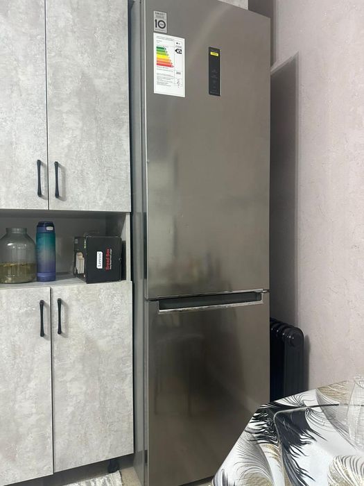 Холодильник очень хорошем состоянии