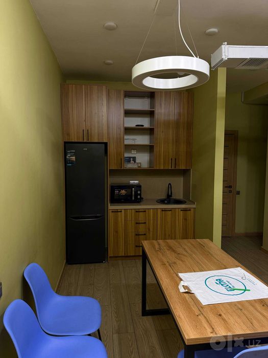 Сдаётся офисное помещение площадью 205 м² в районе Дархан