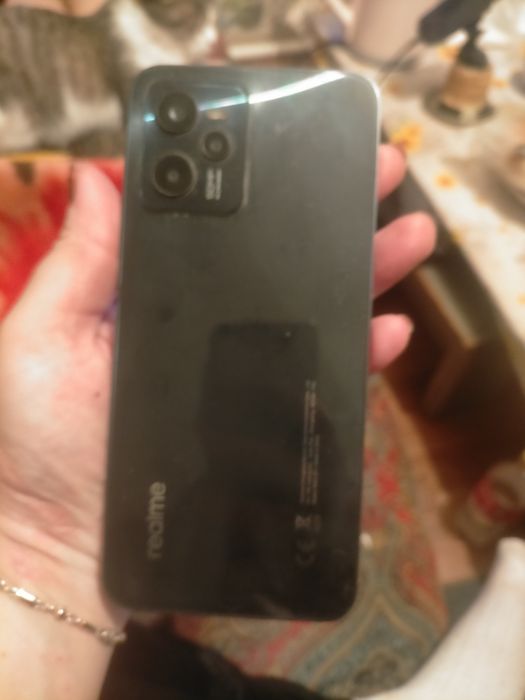 Продам срочно телефон