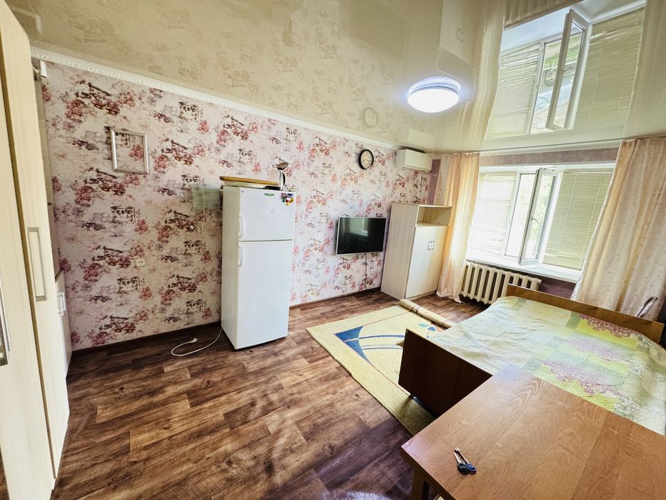 Продам 1 комнату С.Датова 17