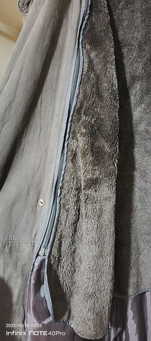 Мужской плащ из натуральной кожи (набук) в отличном состоянии!