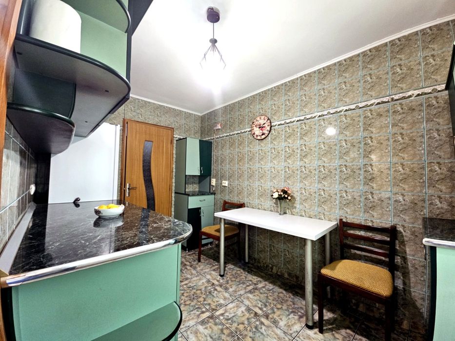 Apartament ultracentral doua camere de închiriat