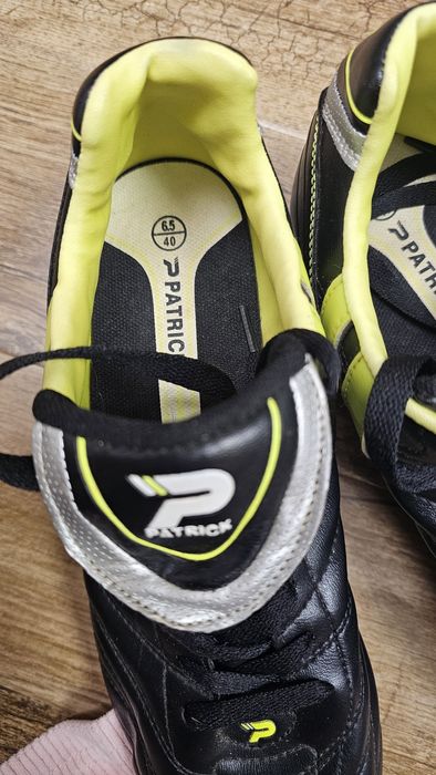 Ghete fotbal mărimea 40