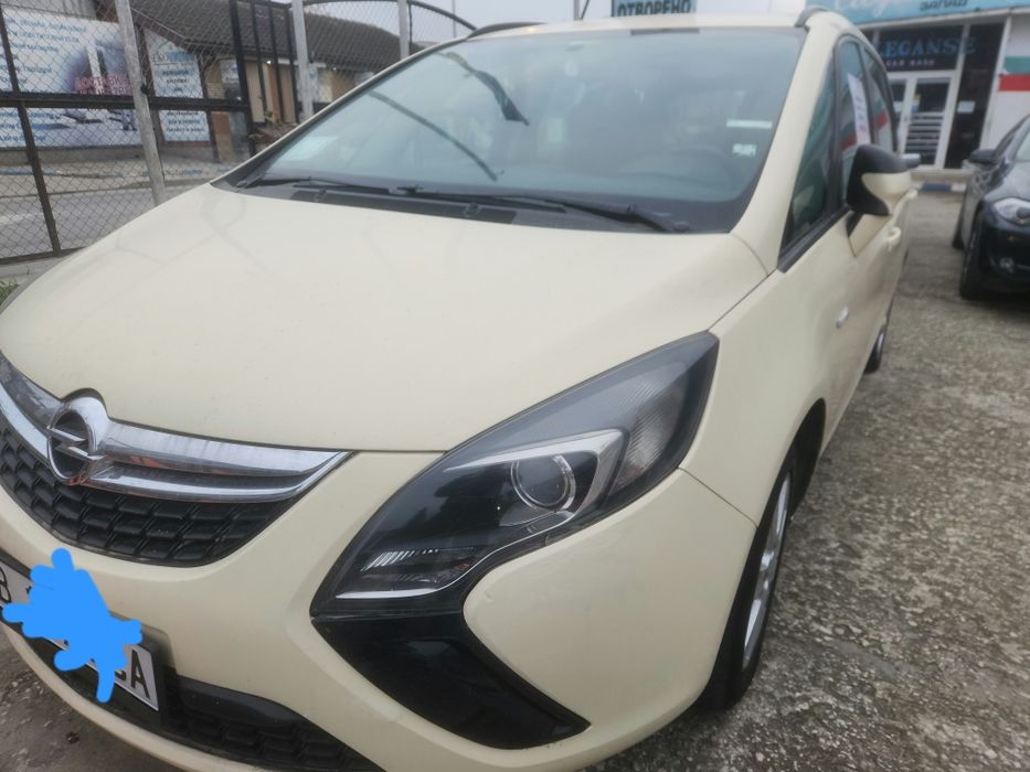 Опел Зафира 2012г 2.0 cdi