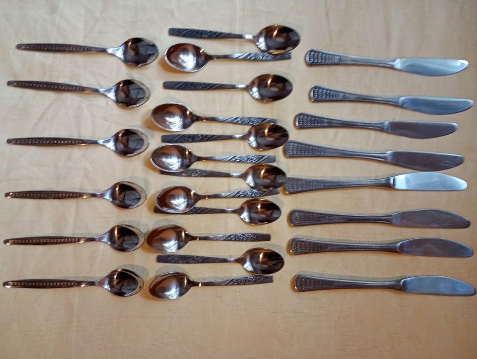 Прибори за хранене+ Мачете в кания