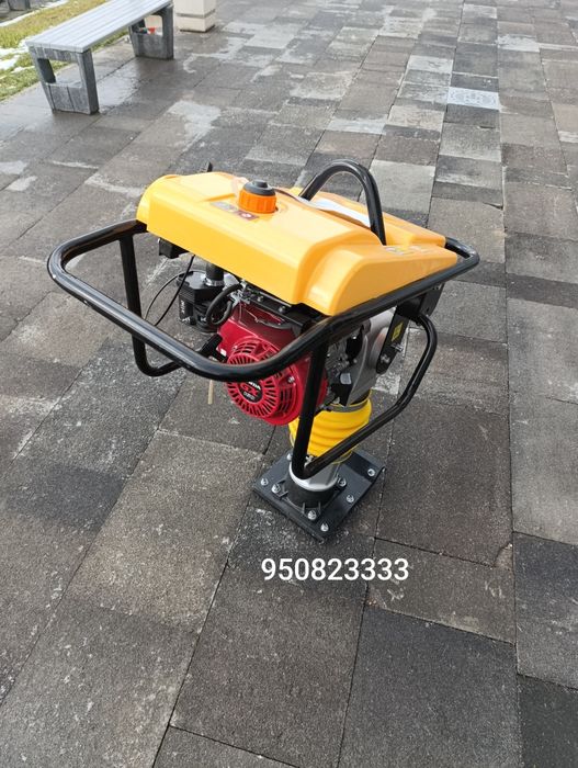 Транбовка трамбовка кенгру виброплита  tranbovka vibroplita