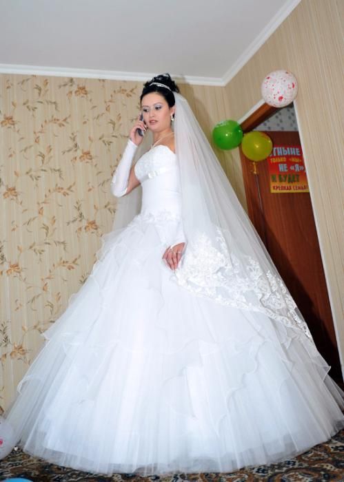 Свадебное платье