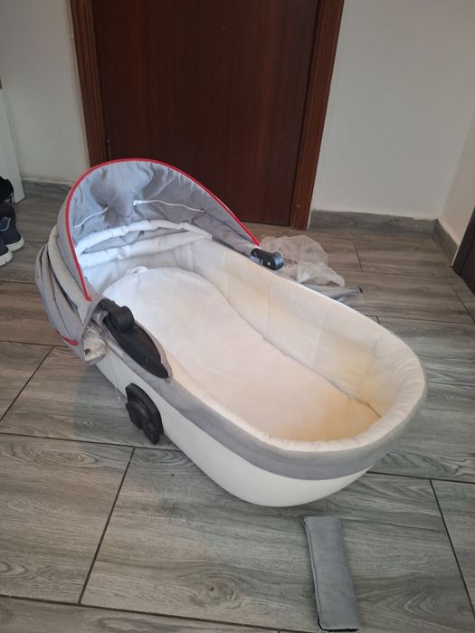 Cărucior 3 în 1 complet – landou + scoică + sport | Gri cu detalii roșii