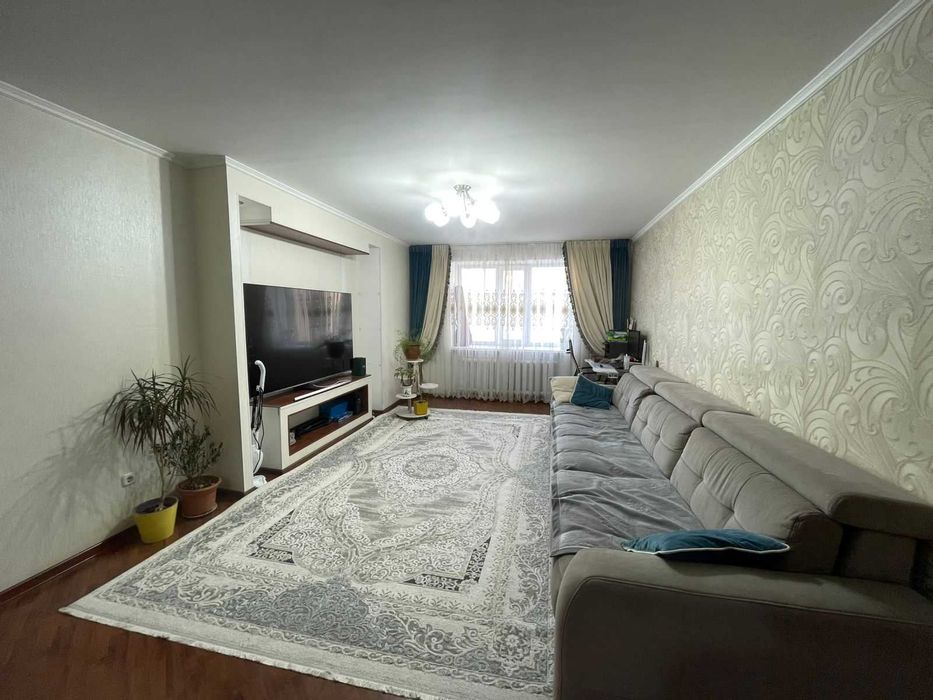 Продам просторную светлую 3-х ком квартиру гр.7 Бауыржан