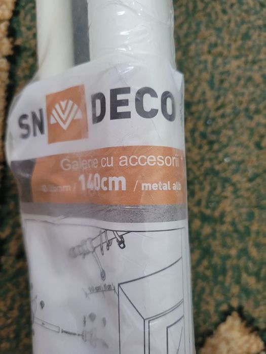 Galerie cu accesori 140 cm