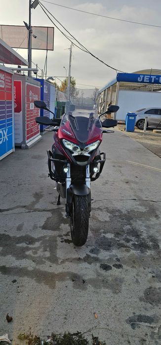 Honda VFR800X Crossrunner