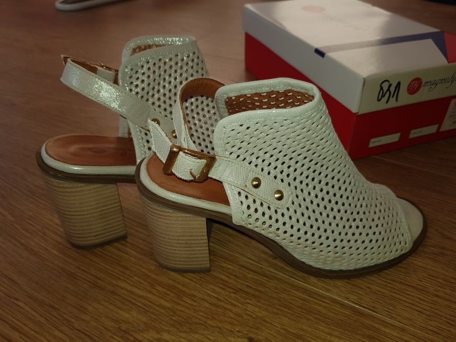 Сандали обувки естествена кожа Magnolya