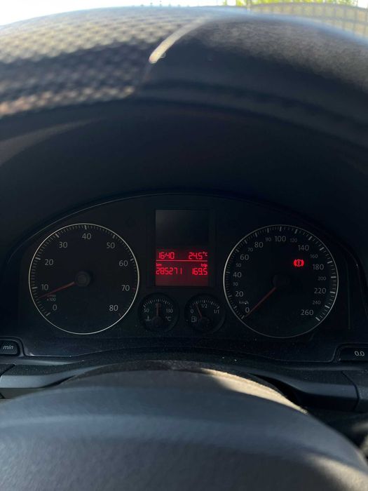 vand autoturism wolkswagen golf 5
