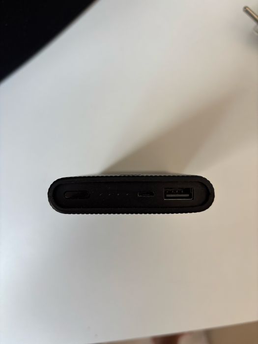 Продам powerbank Xiaomi 10’000 mAh