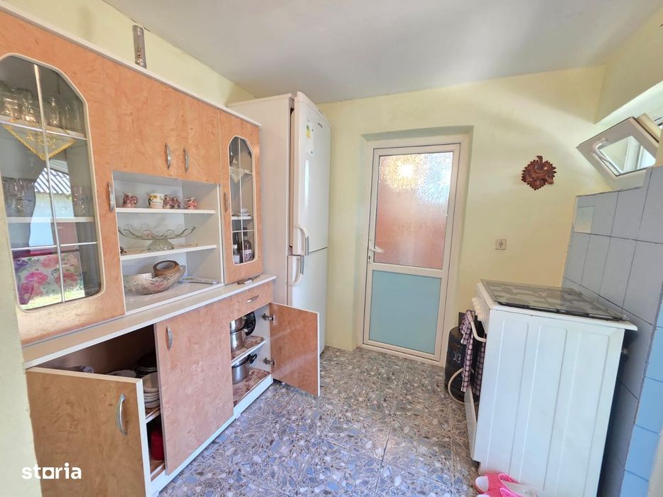 Casă în Horia, teren 1.200 mp, mobilat și utilat ca în poze, 2 camere