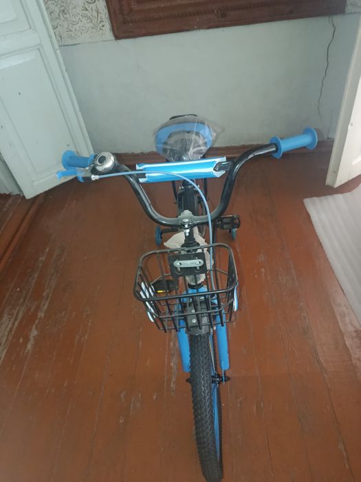 Bolalar velosepedi yangi salafanda ishlatilmagan brak joyi yoq yangi