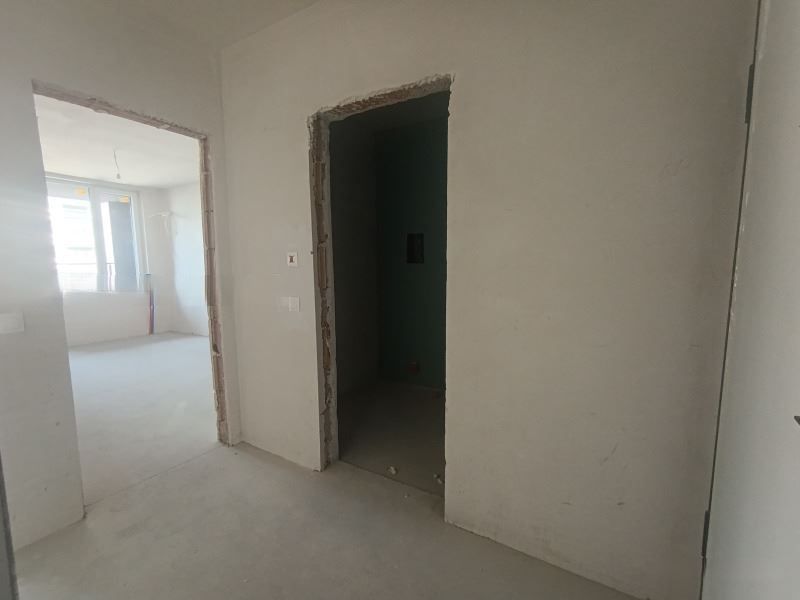 Продава се Четиристаен апартамент в София, Банишора - 142 кв.м за 2606 €/кв.м - Снимка #1