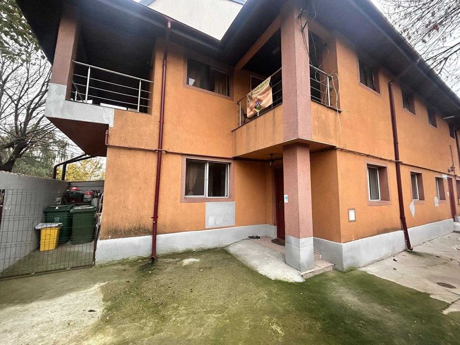 Vand casa Sector 1