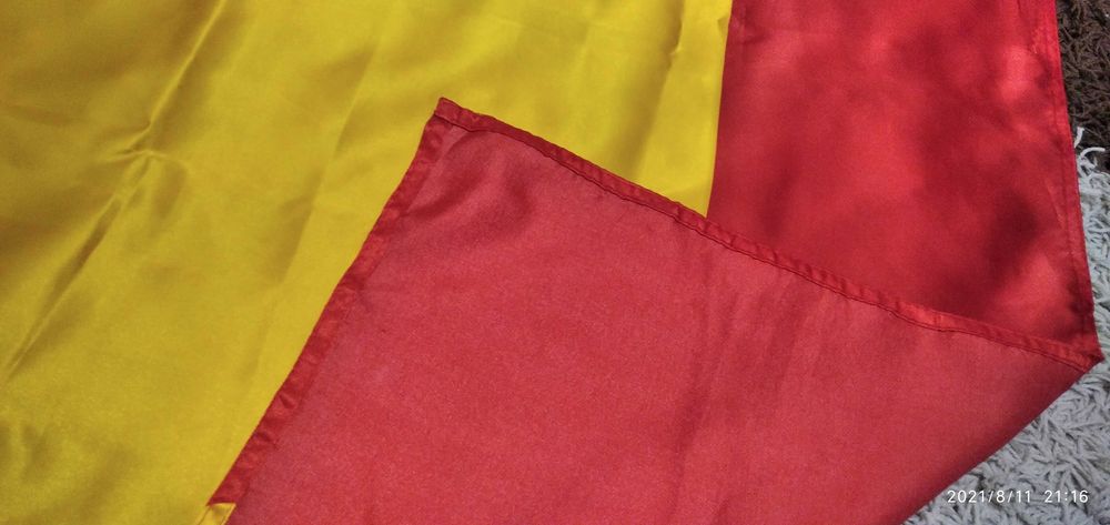 Флаг Испании.                                     .