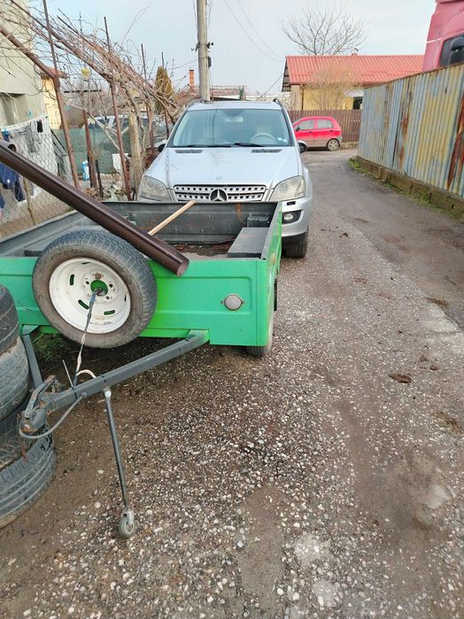 Ремарке с документи