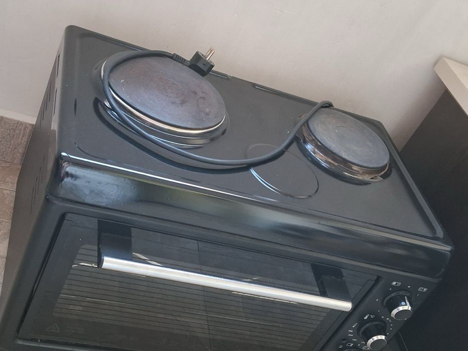 Малка фурна/печка с котлони