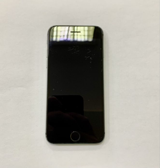 iPhone 8 за части