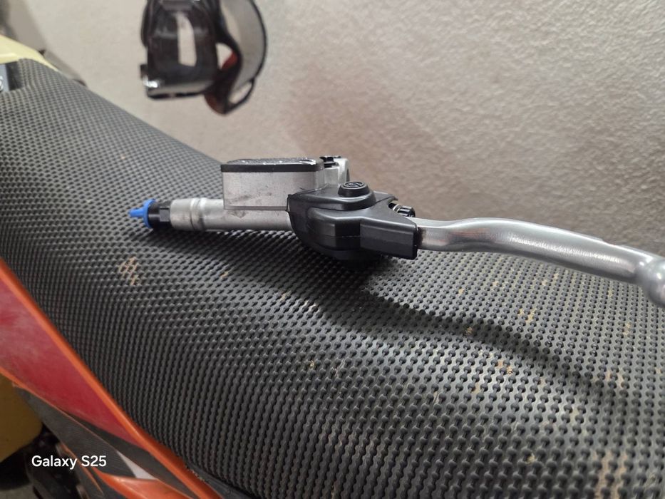 Помпа съединител