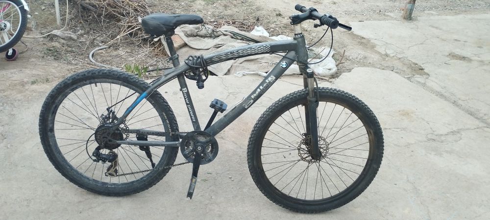 Продам отличный велосипед BMW