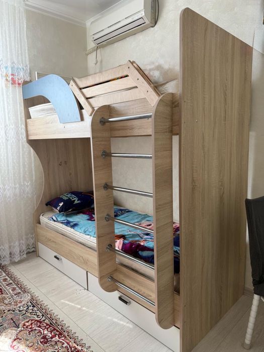 Продается двух-ярусная кровать