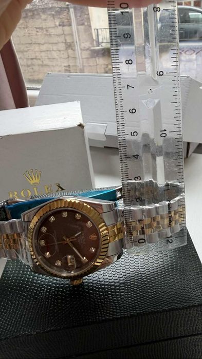 часовник ролекс нов