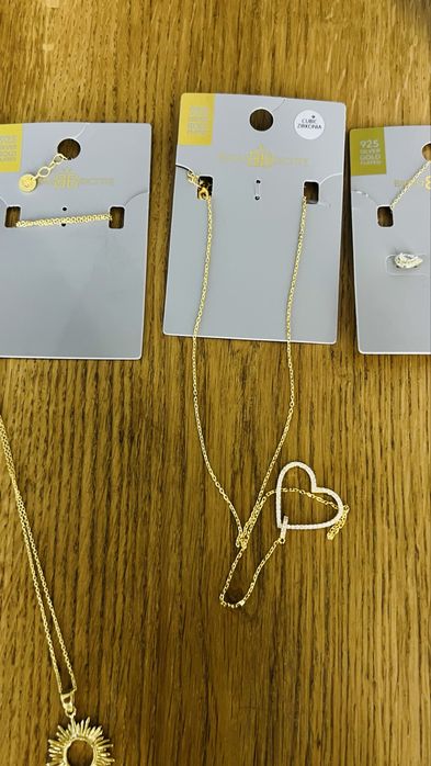 Нови сребърни колиета и обици.Струват до 100лв.Недокосвани.100%сребро.