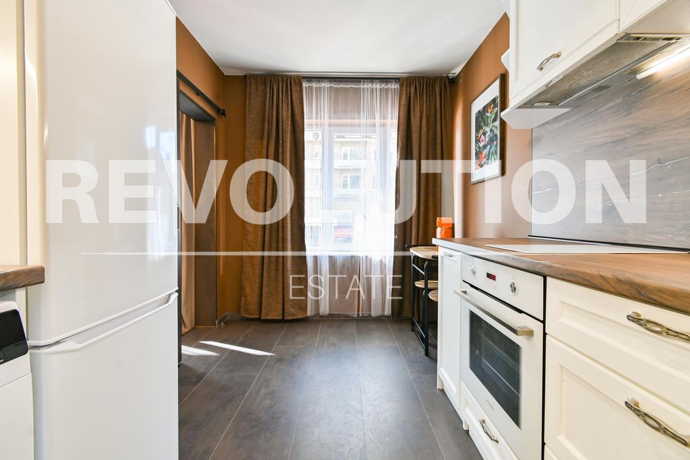 Дава се под наем Двустаен апартамент в София, Център - 65 кв.м за 950 € - Снимка #7