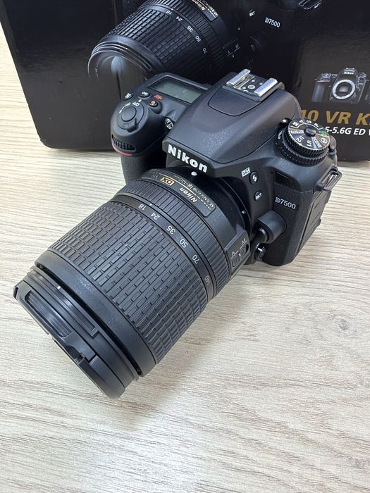 Nikon D7500 vr 18-140mm