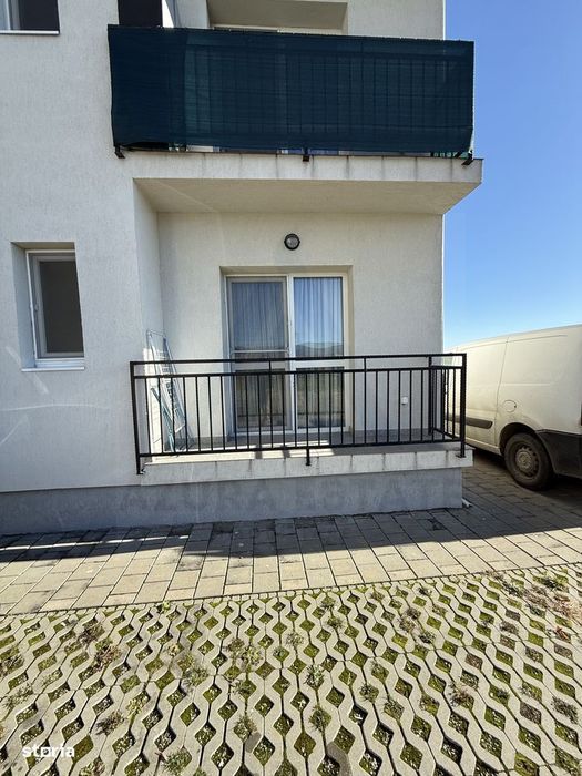 Apartament 2 camere parter 2 locuri parcare Calea Cisnadiei