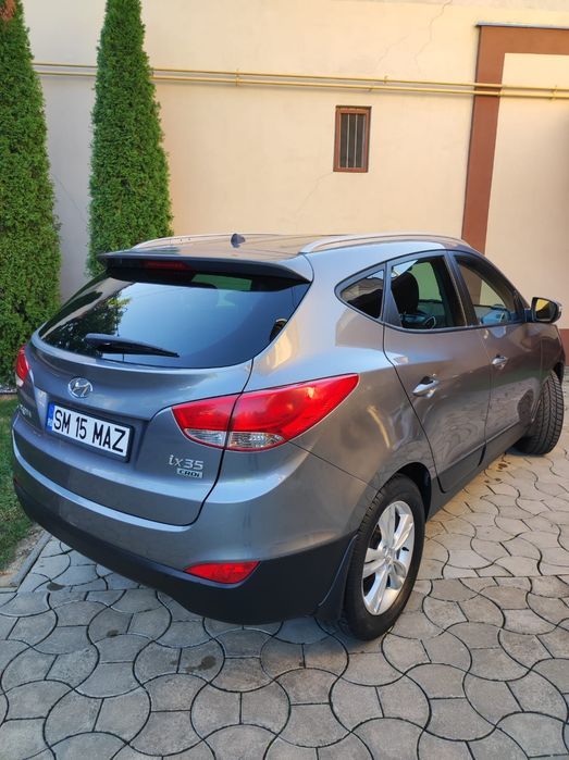 HYUNDAI ix35 2012 — imagine 2