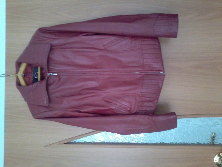 Куртка кожаная женская