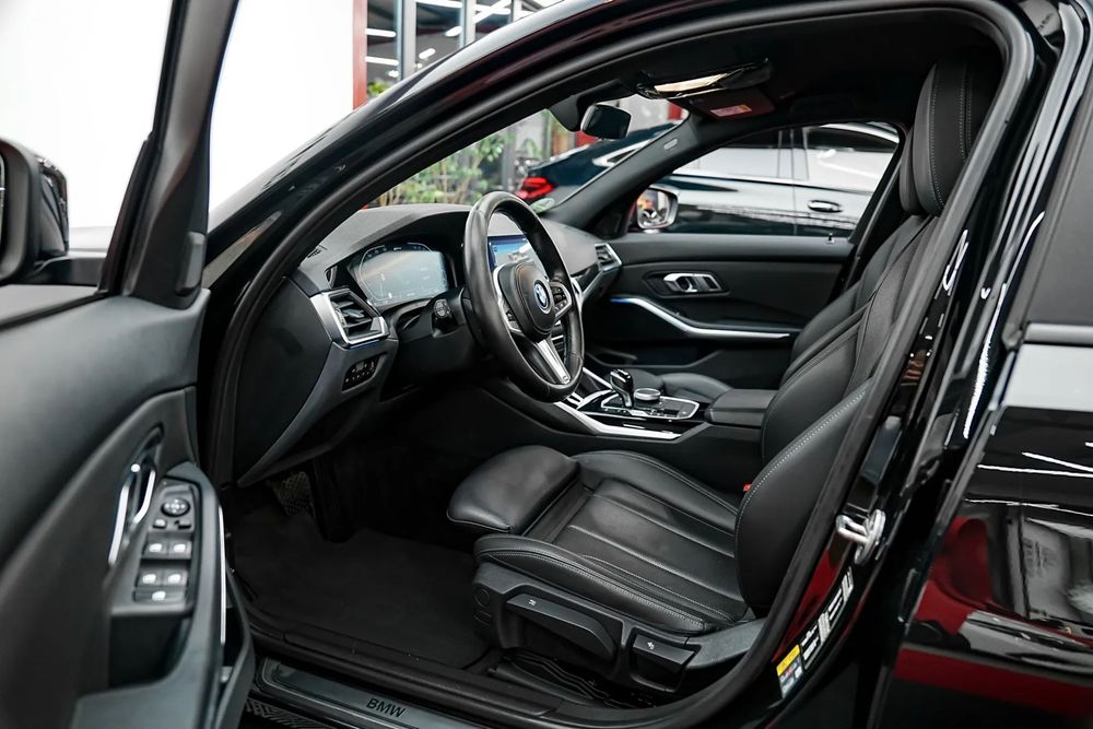 BMW Seria 3 2021 — imagine 4