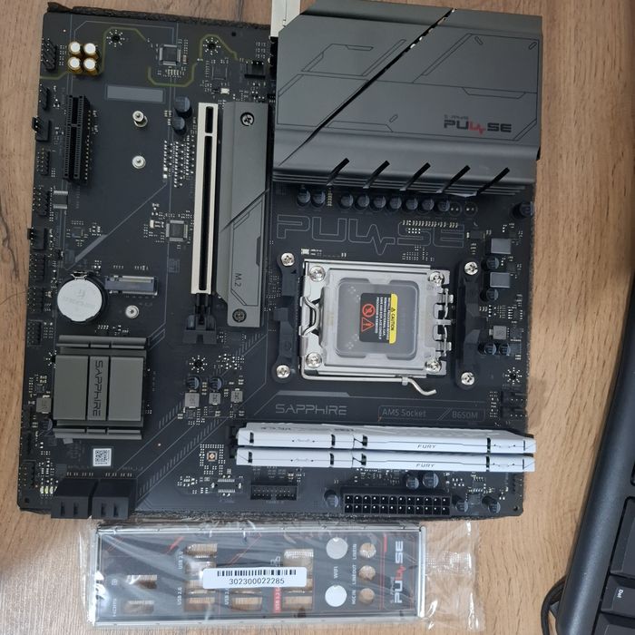 DDR5 32GB + Sapphire Pulse B650M